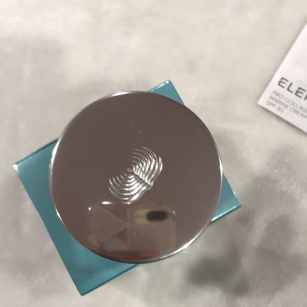 ELEMIS Anti-Aging Pro-Collagen Marine Cream SPF 30 - Picture 10 of 11